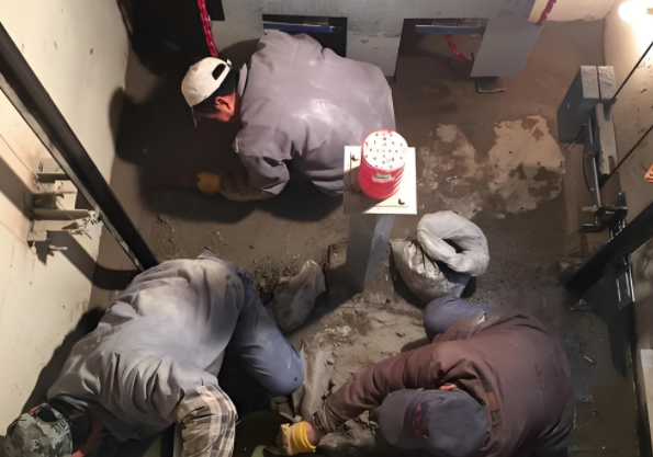 上海上海长征医院凤阳路院区屋顶、电梯井修缮工程